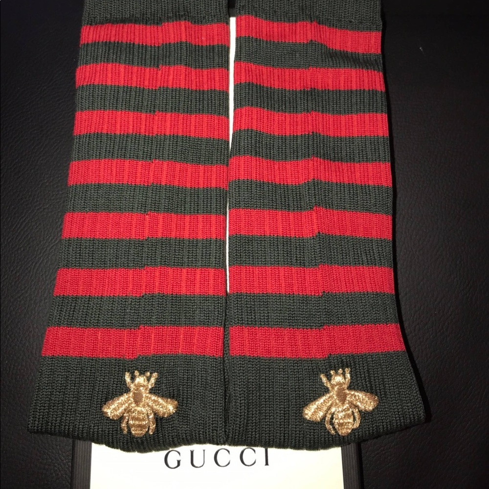 GUCCI Lazy Royal Bee Striped Socks 🐝